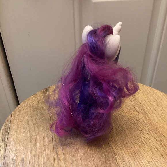 MY LITTLE PONY Friendship is Magic RADIANCE RARITY, Target Exclusive 2010 - Picture 4 of 8